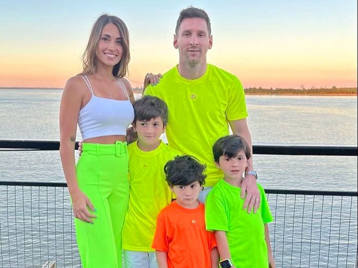 Argentina Footballer Messi Beautiful Family Photos - Sakshi8