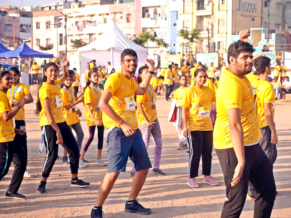 Freedom Hyderabad 10K Run Photos - Sakshi9