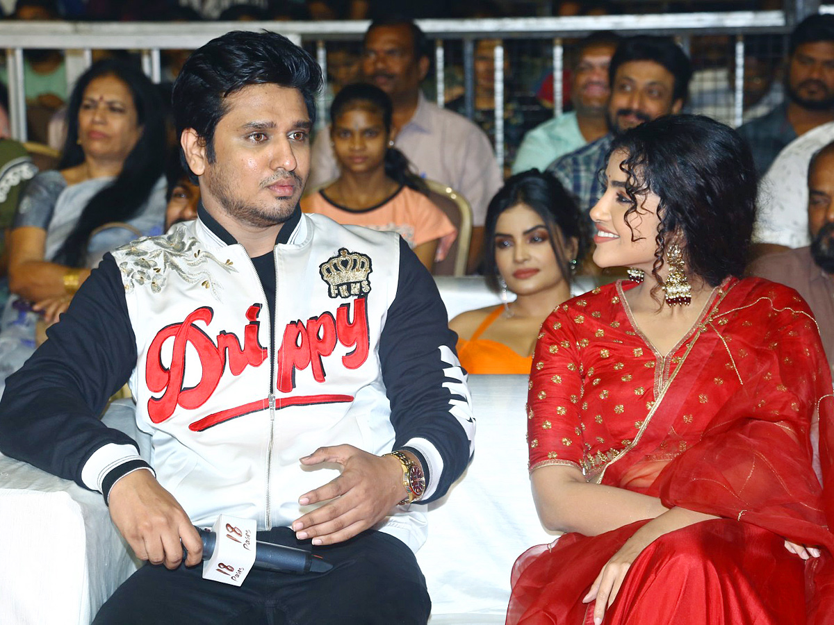 Nikhil 18 Pages Movie Pre Release Event Photos - Sakshi22