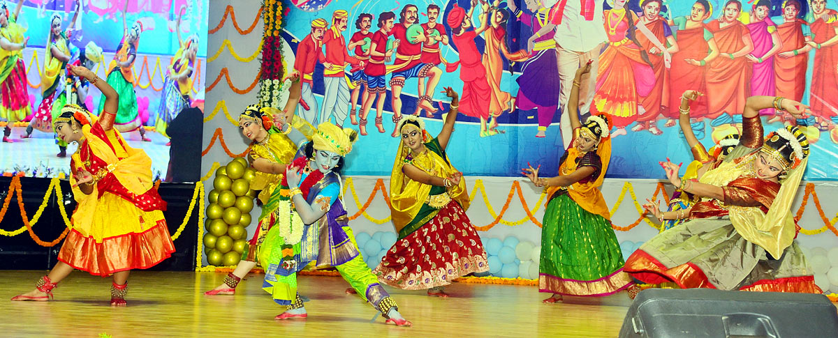 Vijayawada : Jagananna Swarnotsava Samskruthika Sambaralu Photos - Sakshi26