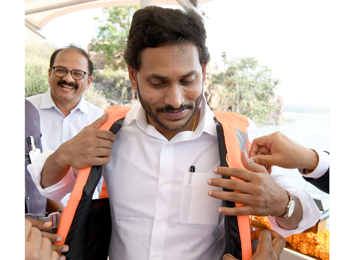 CM YS Jagan to Visit YSR Kadapa District Photo Gallery - Sakshi15