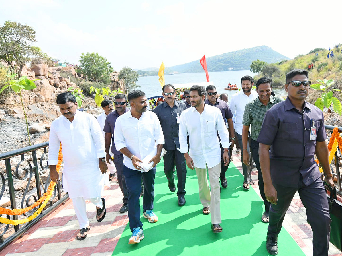 CM YS Jagan to Visit YSR Kadapa District Photo Gallery - Sakshi4