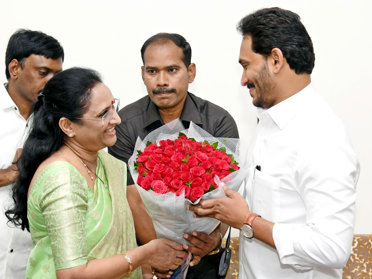 CM Jagan Birthday Celebrations At CM Camp Office   - Sakshi24