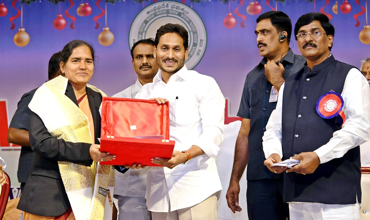 AP CM Jagan Participates in Christmas High Tea 2022 - Sakshi5