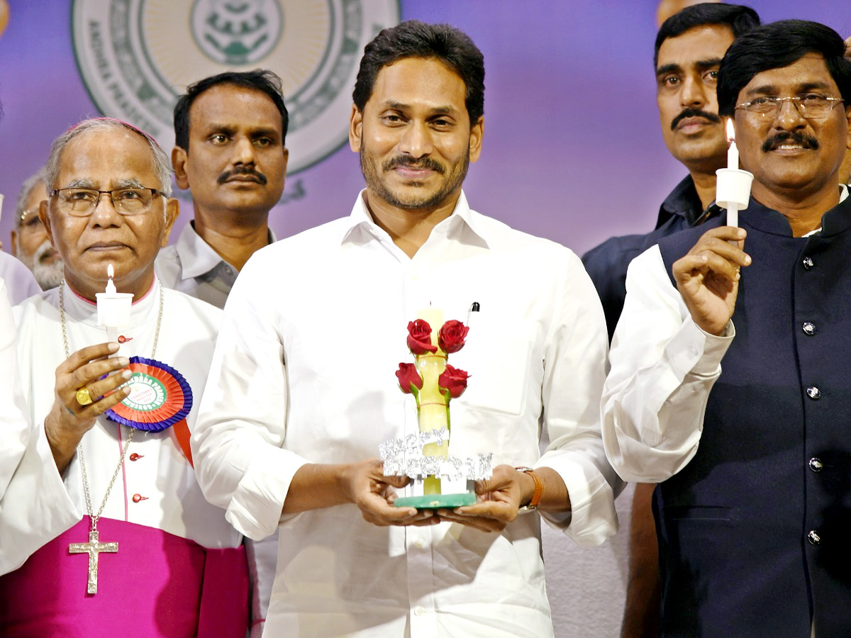 AP CM Jagan Participates in Christmas High Tea 2022 - Sakshi8