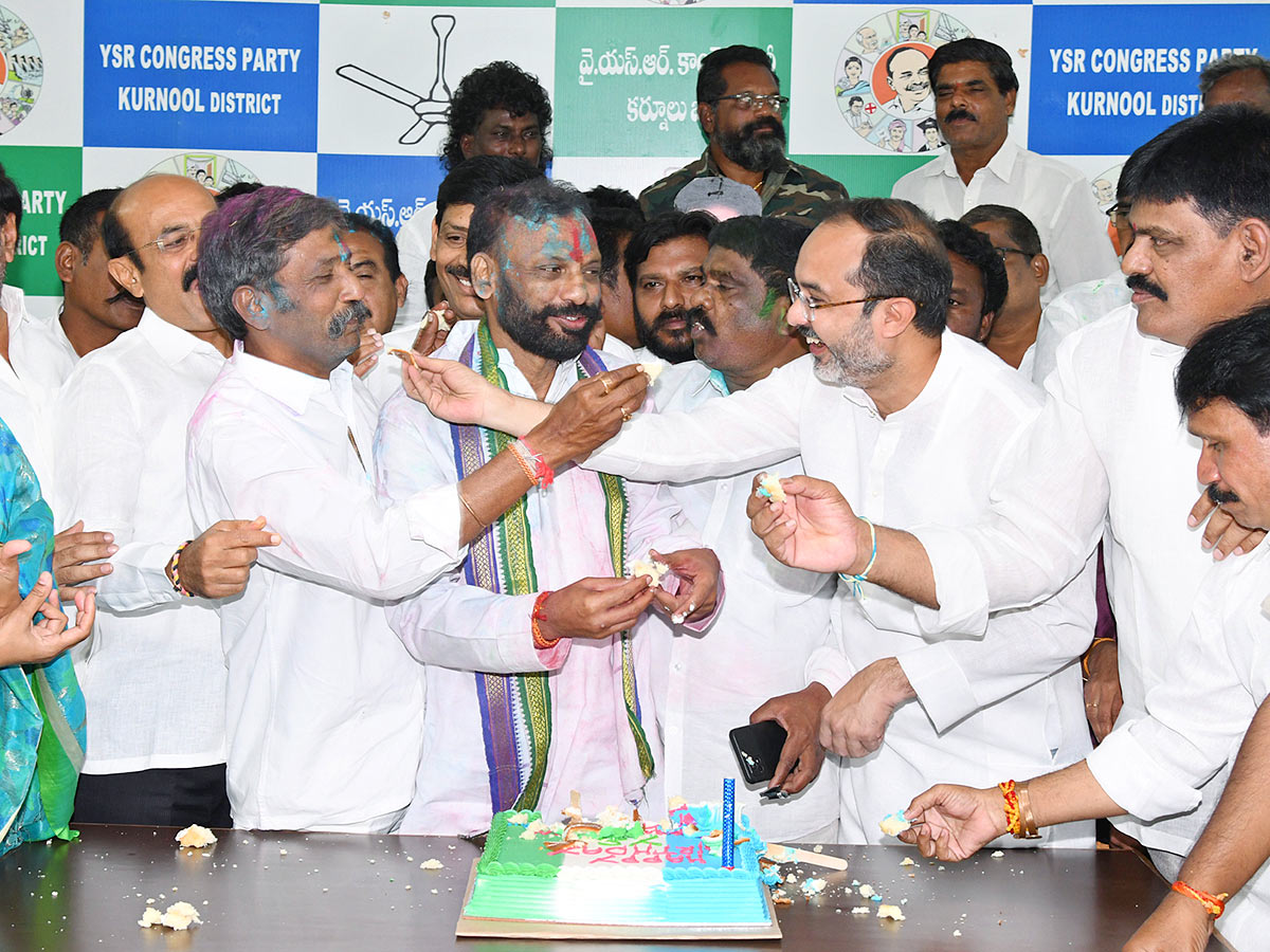 AP CM YS Jagan Birthday Celebrations Throughout State - Sakshi30