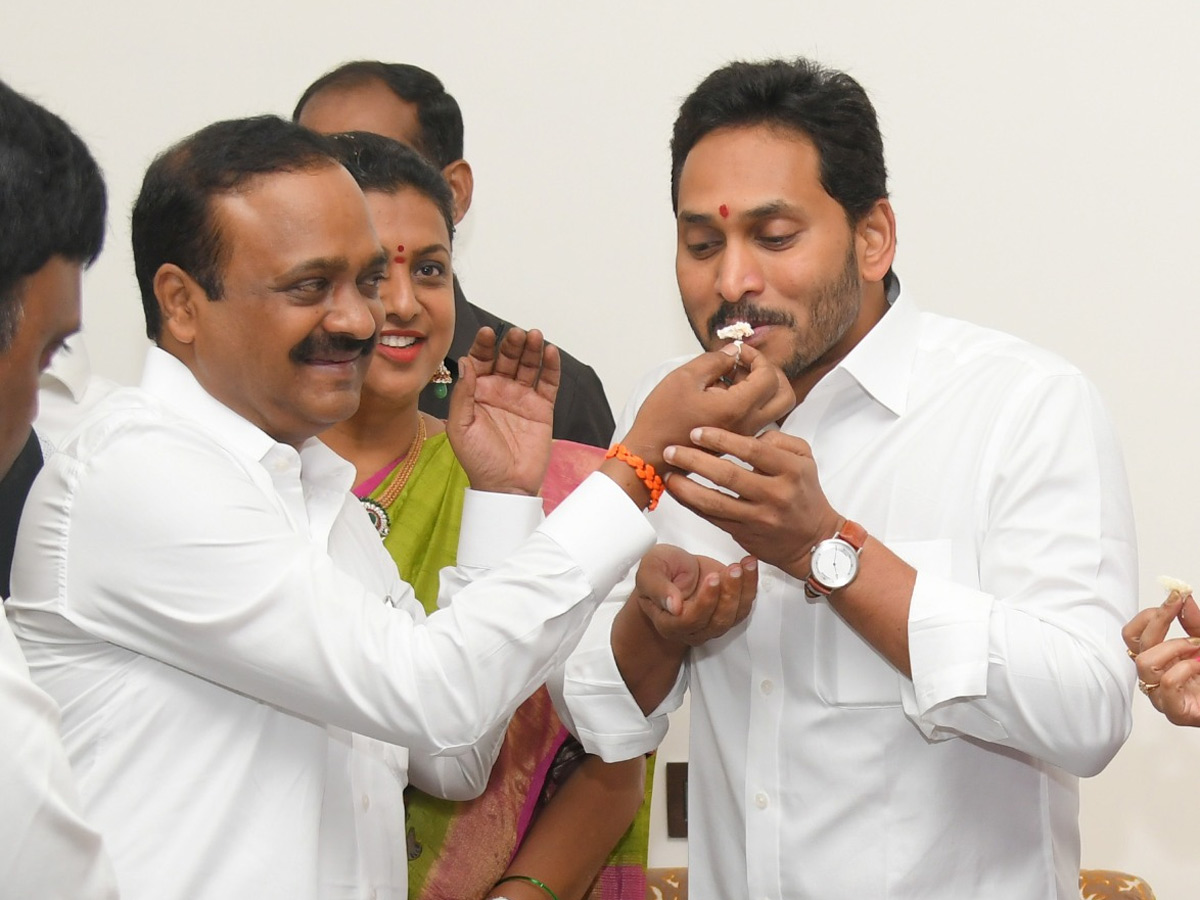 CM Jagan Birthday Celebrations At CM Camp Office   - Sakshi10