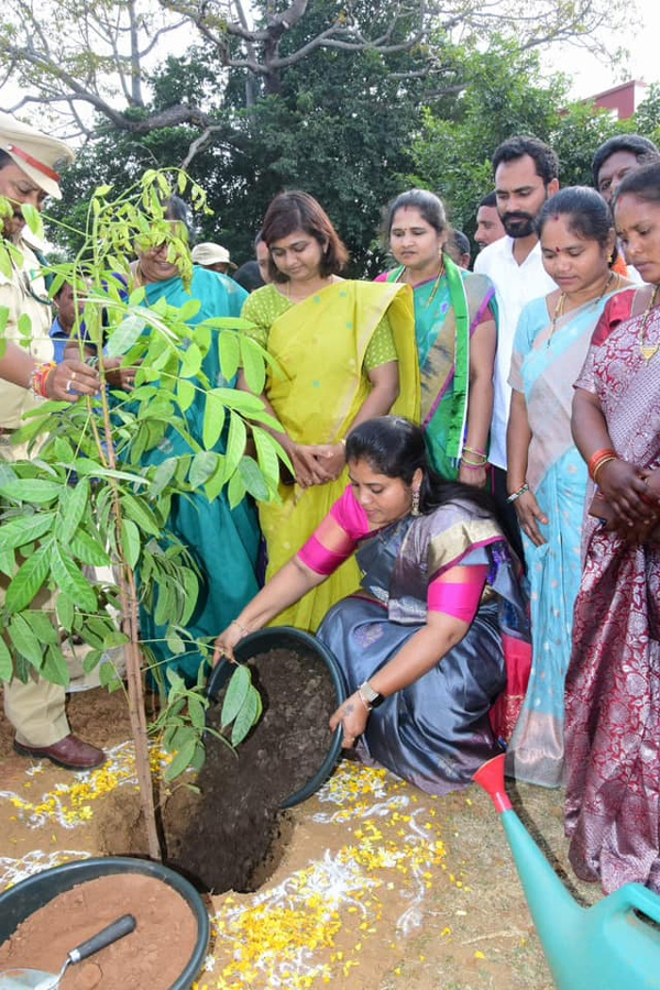 YS Jagan Birthday Celebrations In Parvathipuram Manyam - Sakshi25