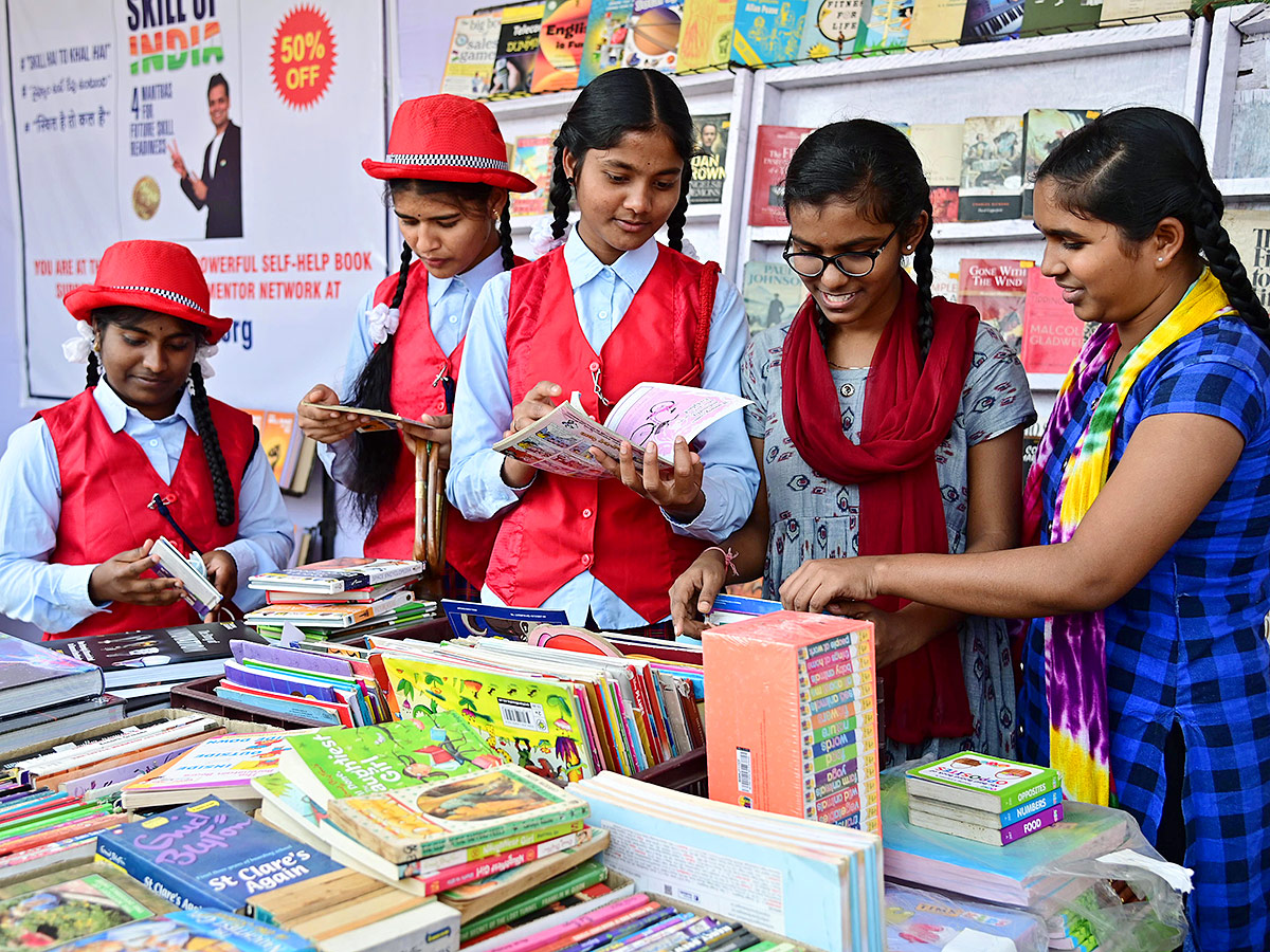 Hyderabad Book Fair 2022 At Ntr Stadium - Sakshi10