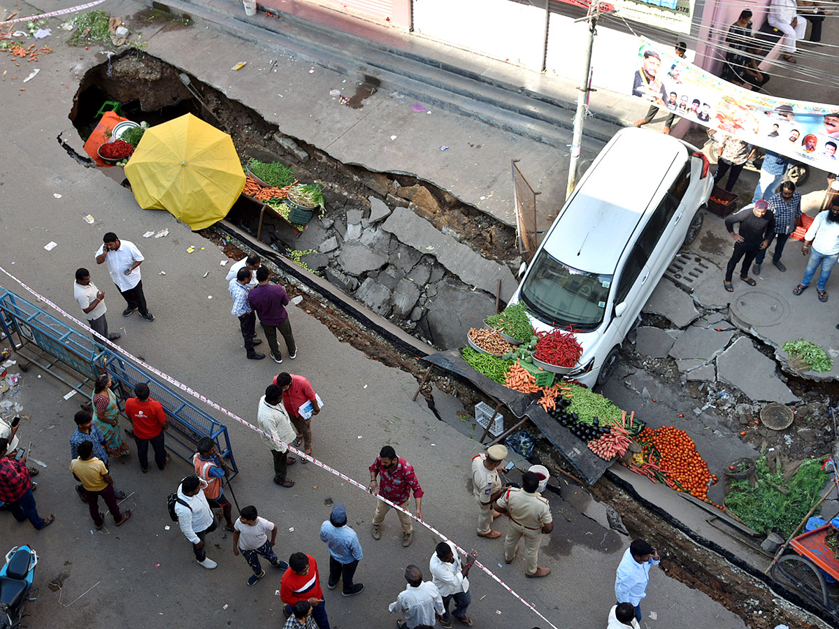 Hyderabad: Goshamahal Nala Collapse Photos - Sakshi5