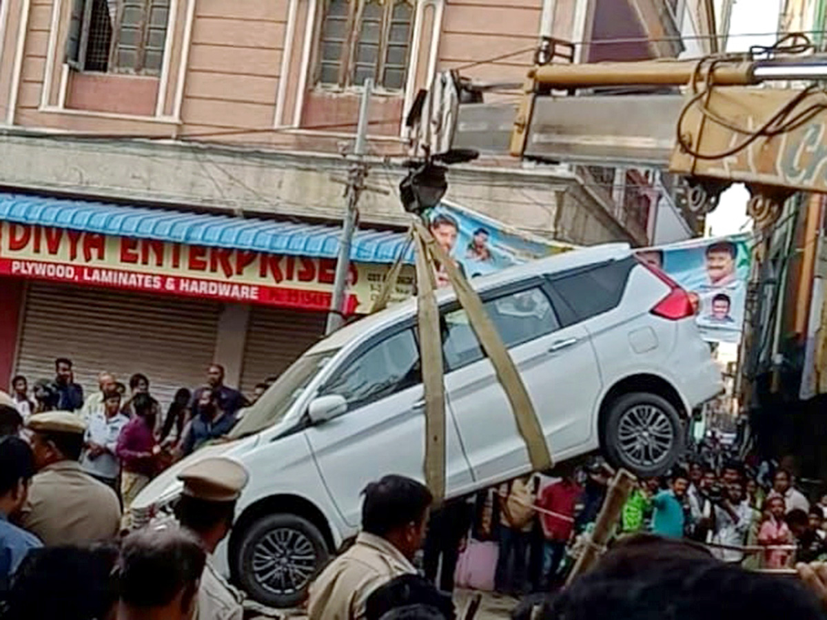 Hyderabad: Goshamahal Nala Collapse Photos - Sakshi11