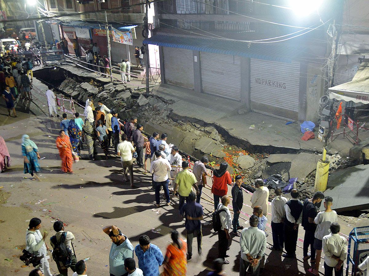 Hyderabad: Goshamahal Nala Collapse Photos - Sakshi15