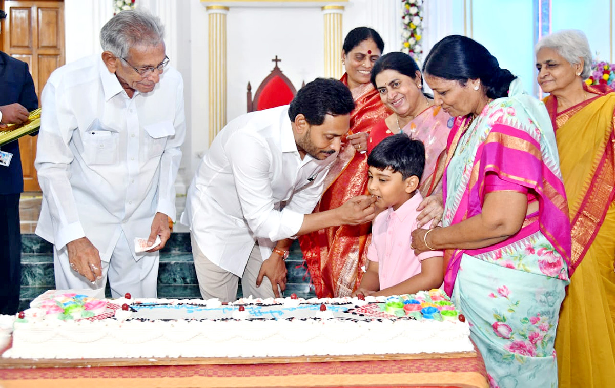 CM YS Jagan Christmas Celebrations at CSI Church - Sakshi3