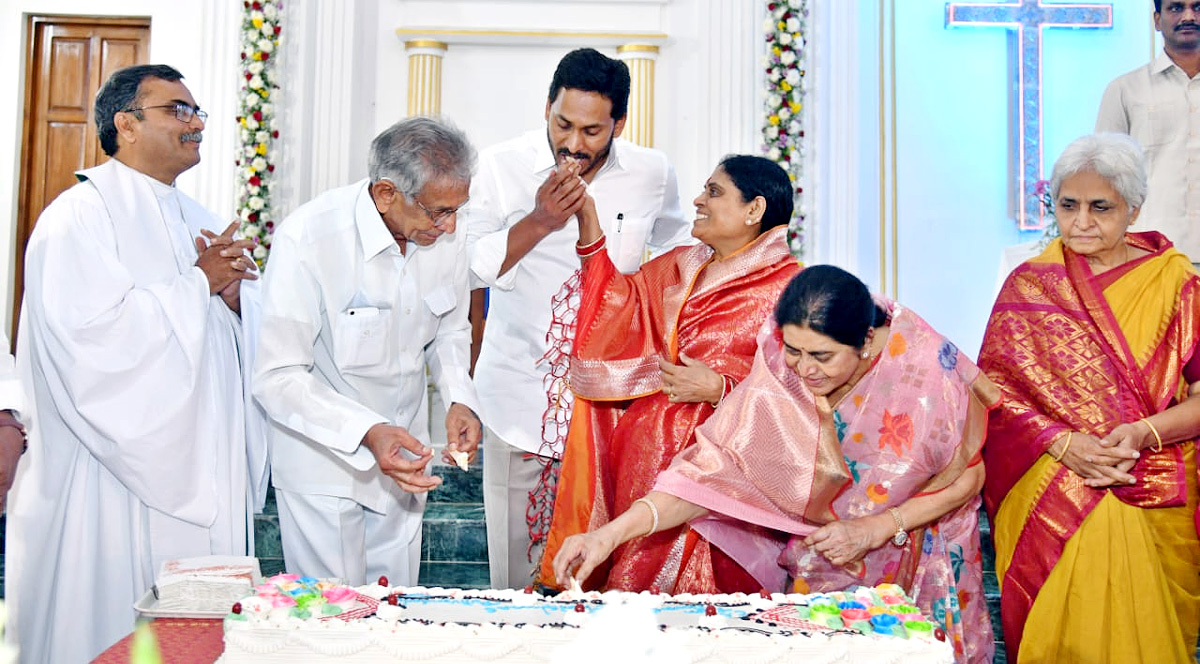 CM YS Jagan Christmas Celebrations at CSI Church - Sakshi4