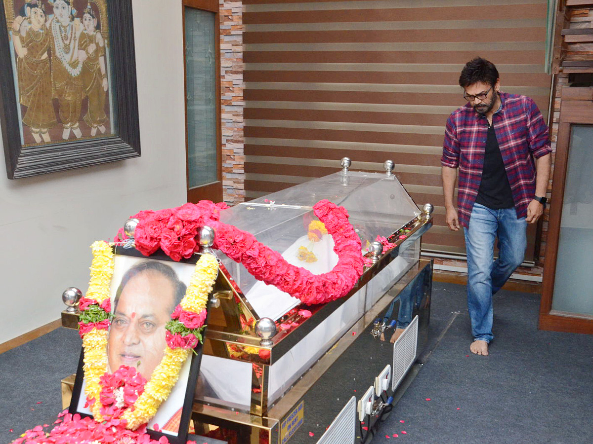 Tollywood celebrities pays tribute to Actor Chalapathi Rao Photos - Sakshi17