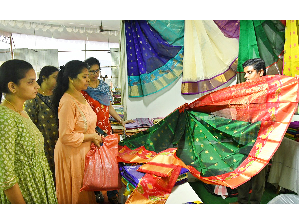 All India DWCRA Bazaar begins in Visakhapatna Photos - Sakshi11