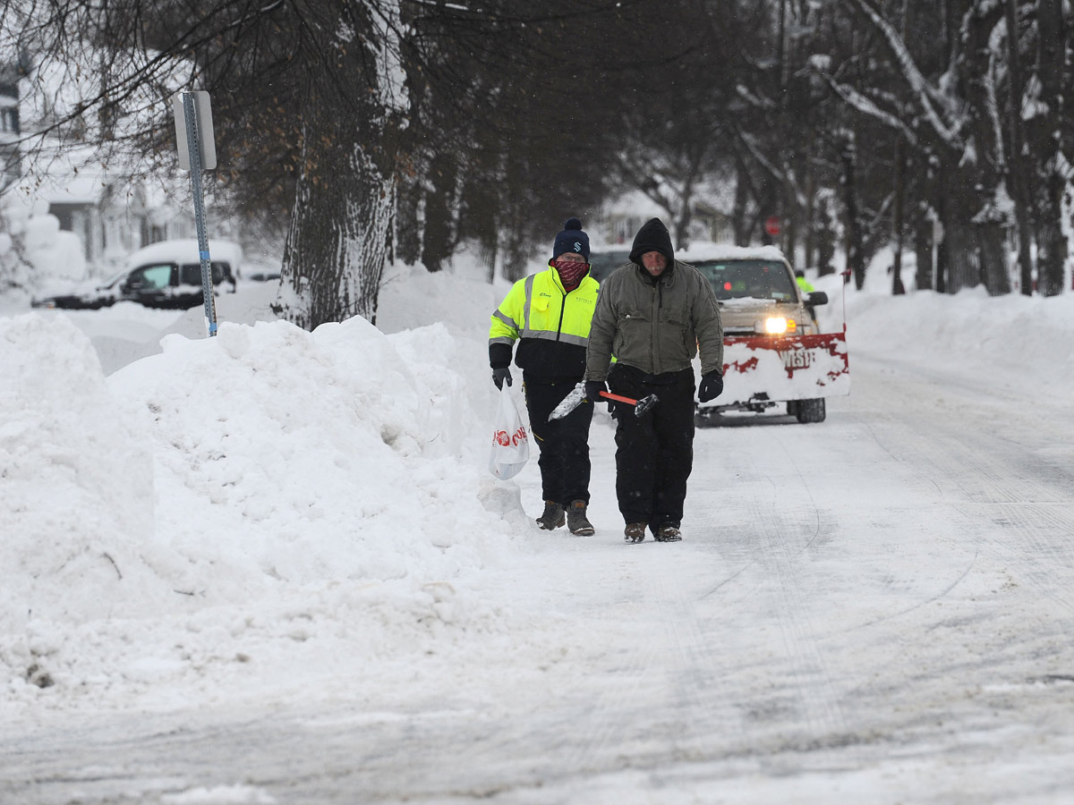 Bomb Cyclone 2022 In US Life Threatening Extremely Cold Climate - Sakshi27