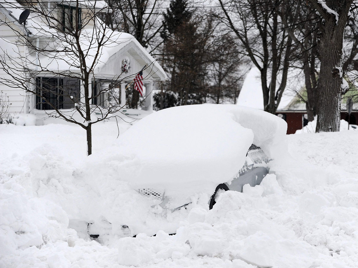 Bomb Cyclone 2022 In US Life Threatening Extremely Cold Climate - Sakshi28