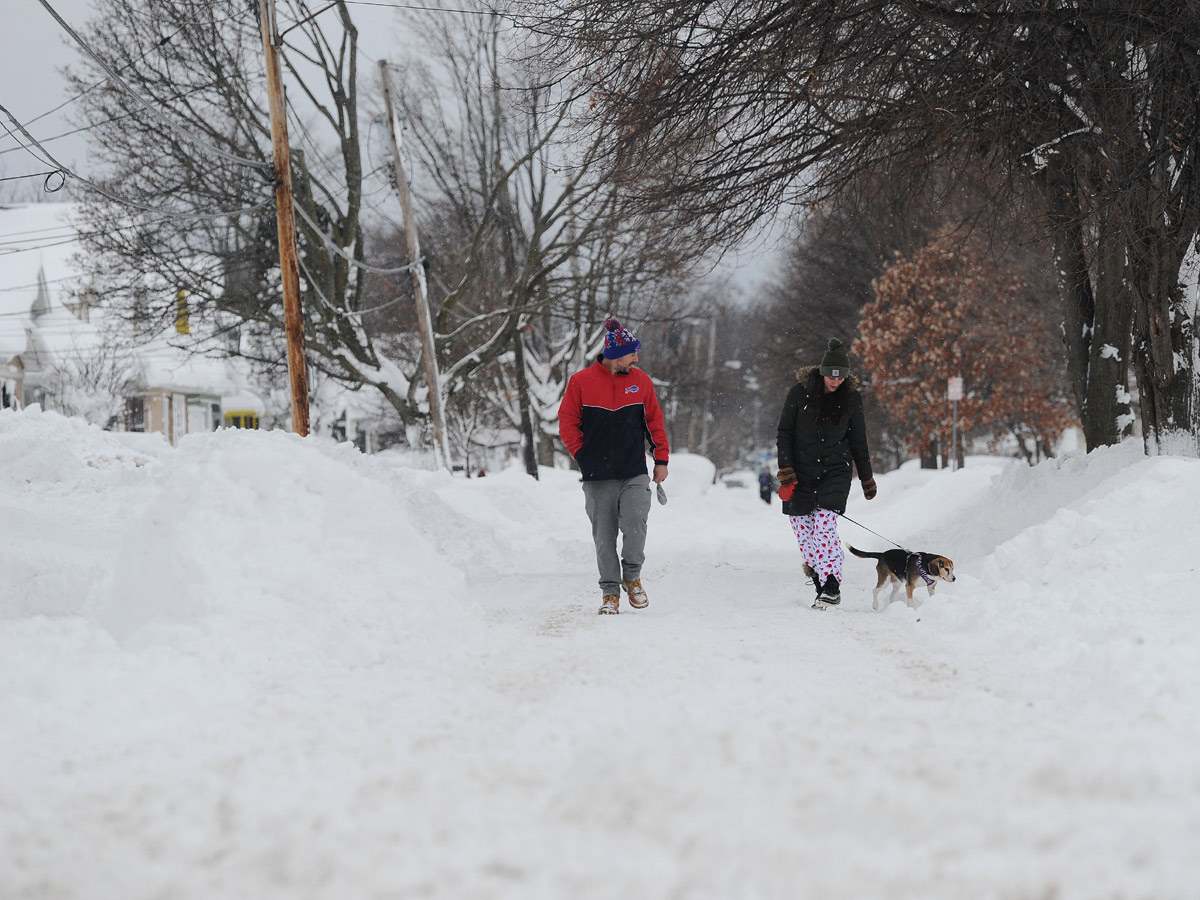 Bomb Cyclone 2022 In US Life Threatening Extremely Cold Climate - Sakshi32