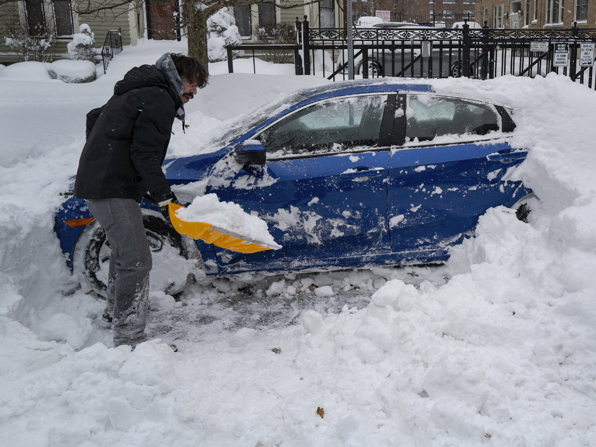 Bomb Cyclone 2022 In US Life Threatening Extremely Cold Climate - Sakshi48