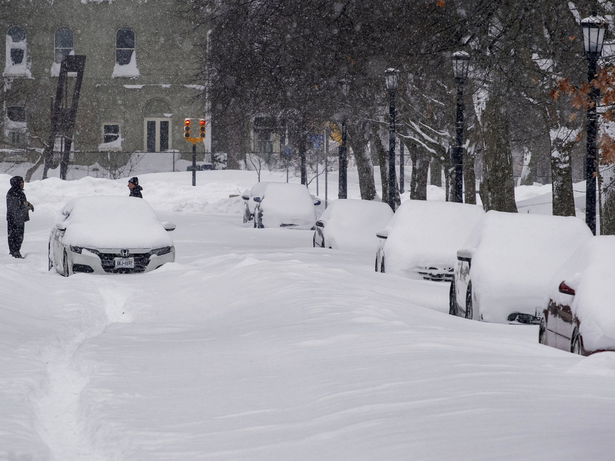 Bomb Cyclone 2022 In US Life Threatening Extremely Cold Climate - Sakshi8