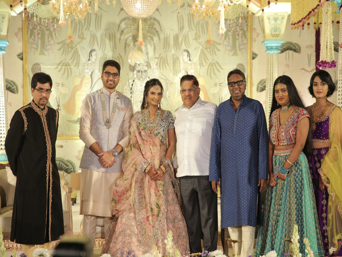 Director Gunasekhars Daughter Neelima Guna weds Ravi Prakhya Marriage Photo Gallery - Sakshi9