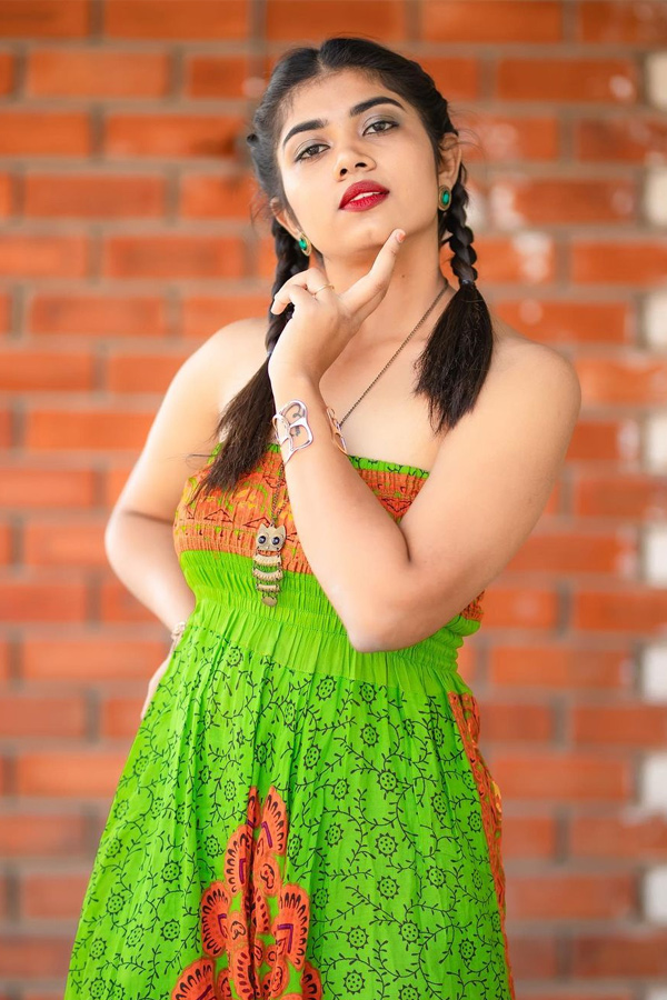 Jabardasth Actress Rithu Chowdary Photos  - Sakshi18