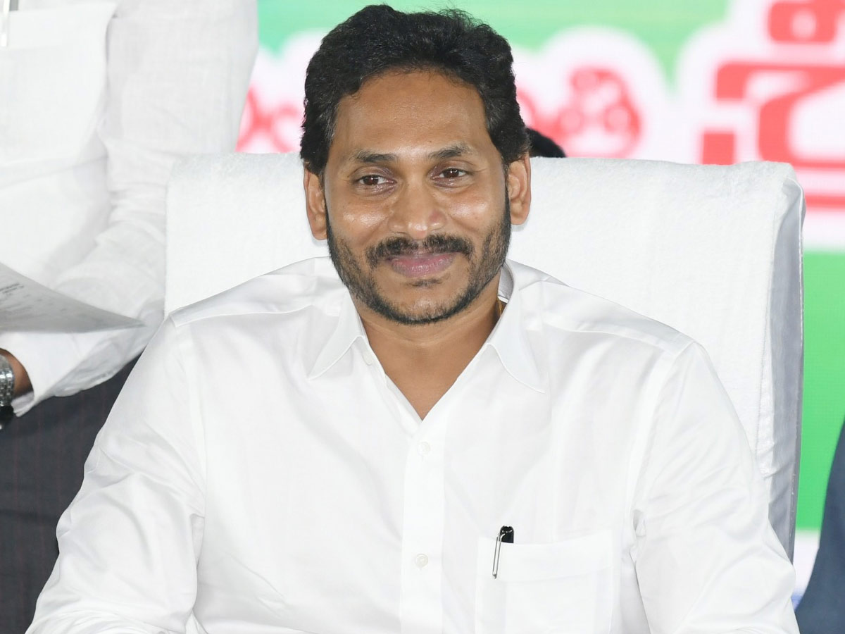 CM YS Jagan Visits Anakapalle And Narsipatnam Tour Photos - Sakshi30