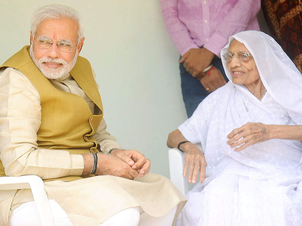 PM Narendra Modi Mother Heeraben Modi Photos - Sakshi18