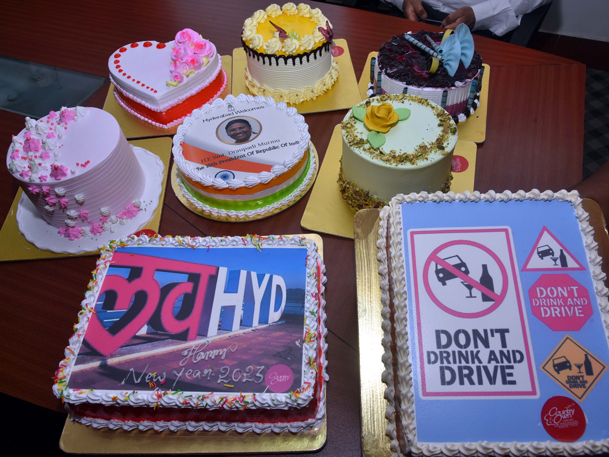 Different Cakes In New Year Party In Hyderabad - Sakshi12