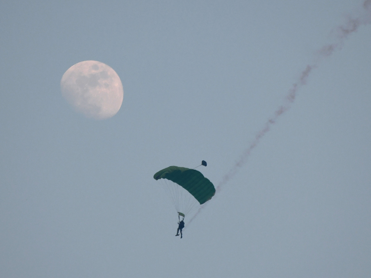 Navy Day celebration in Vizag Photo Gallery - Sakshi17