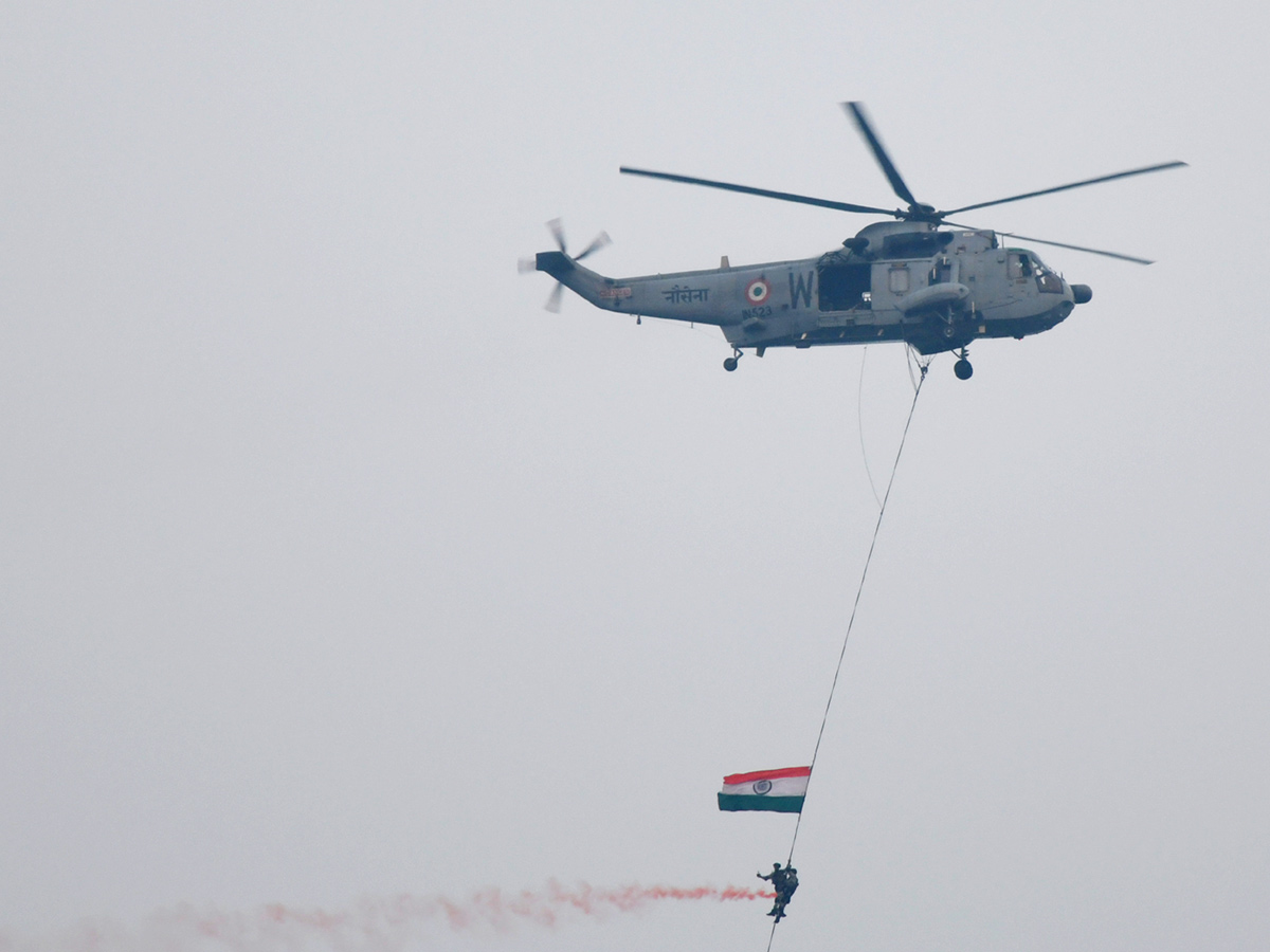 Navy Day celebration in Vizag Photo Gallery - Sakshi20