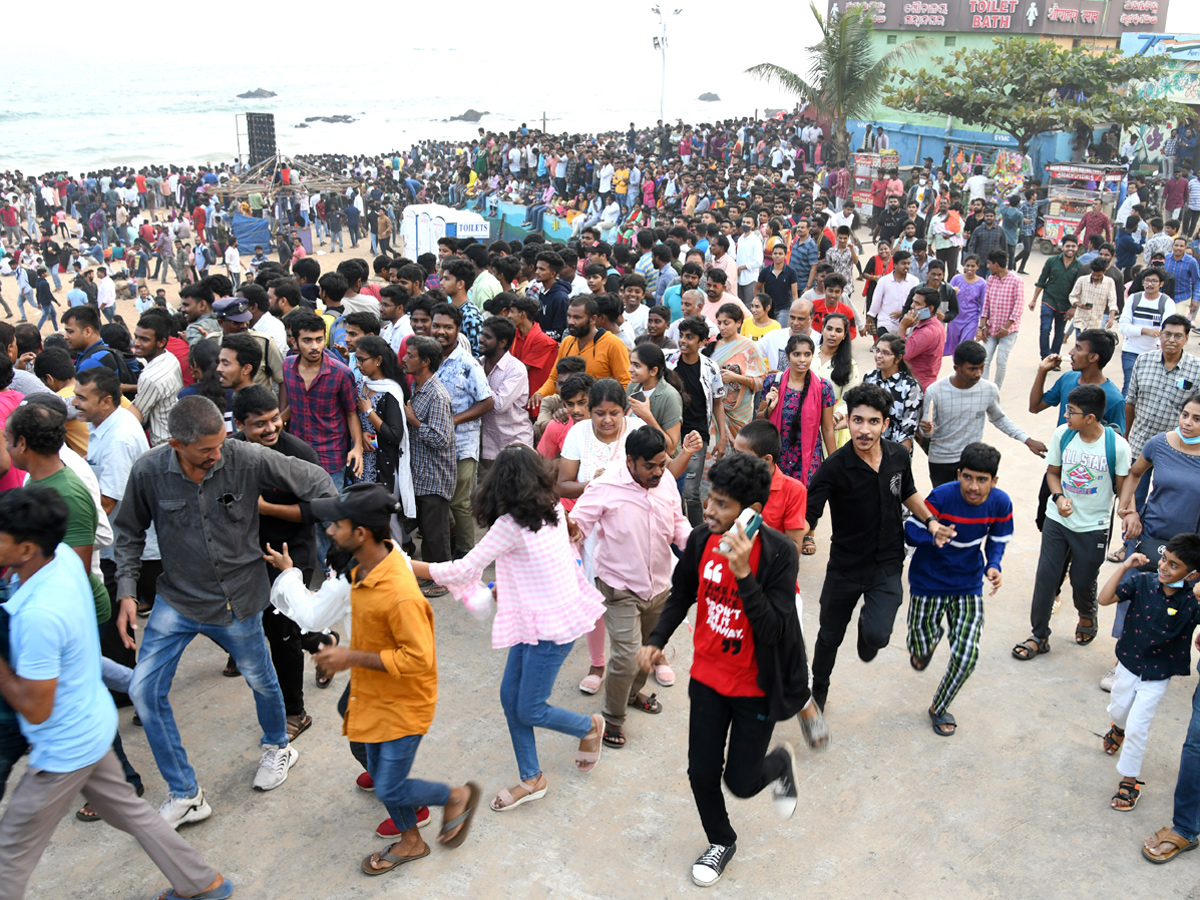 Navy Day celebration in Vizag Photo Gallery - Sakshi30