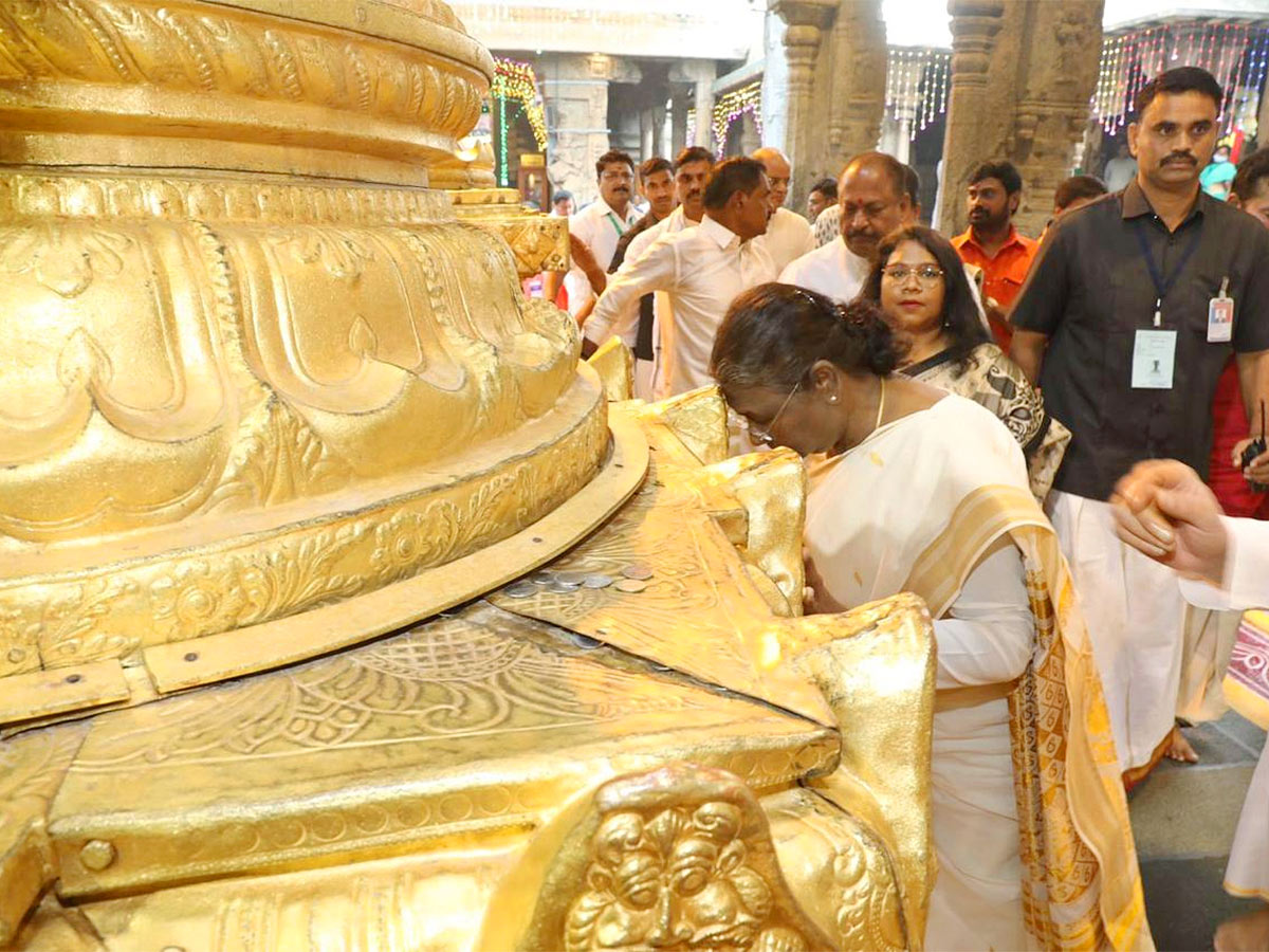 President Draupadi Murmu visit Tirupati - Sakshi9