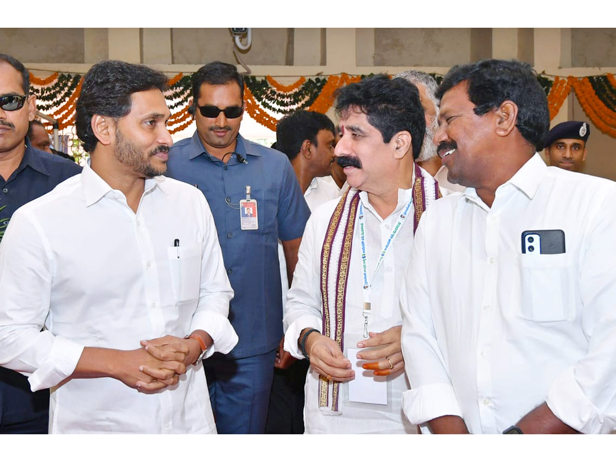 CM YS Jagan At YSRCP Jayaho BC Maha Sabha Photo Gallery - Sakshi38