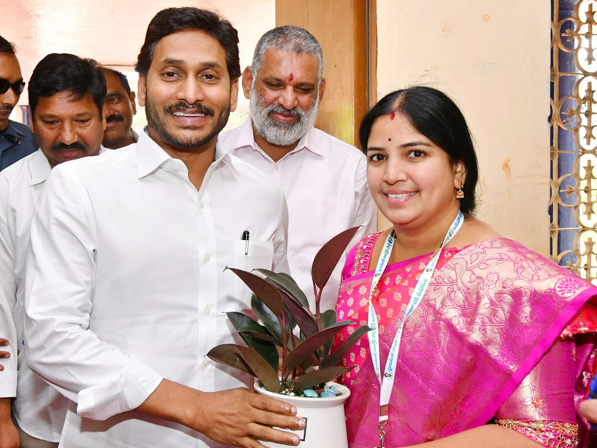 CM YS Jagan At YSRCP Jayaho BC Maha Sabha Photo Gallery - Sakshi40