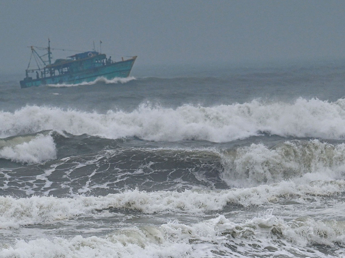 Cyclone Mandous Severe Effect At Coastal Area Photos - Sakshi16