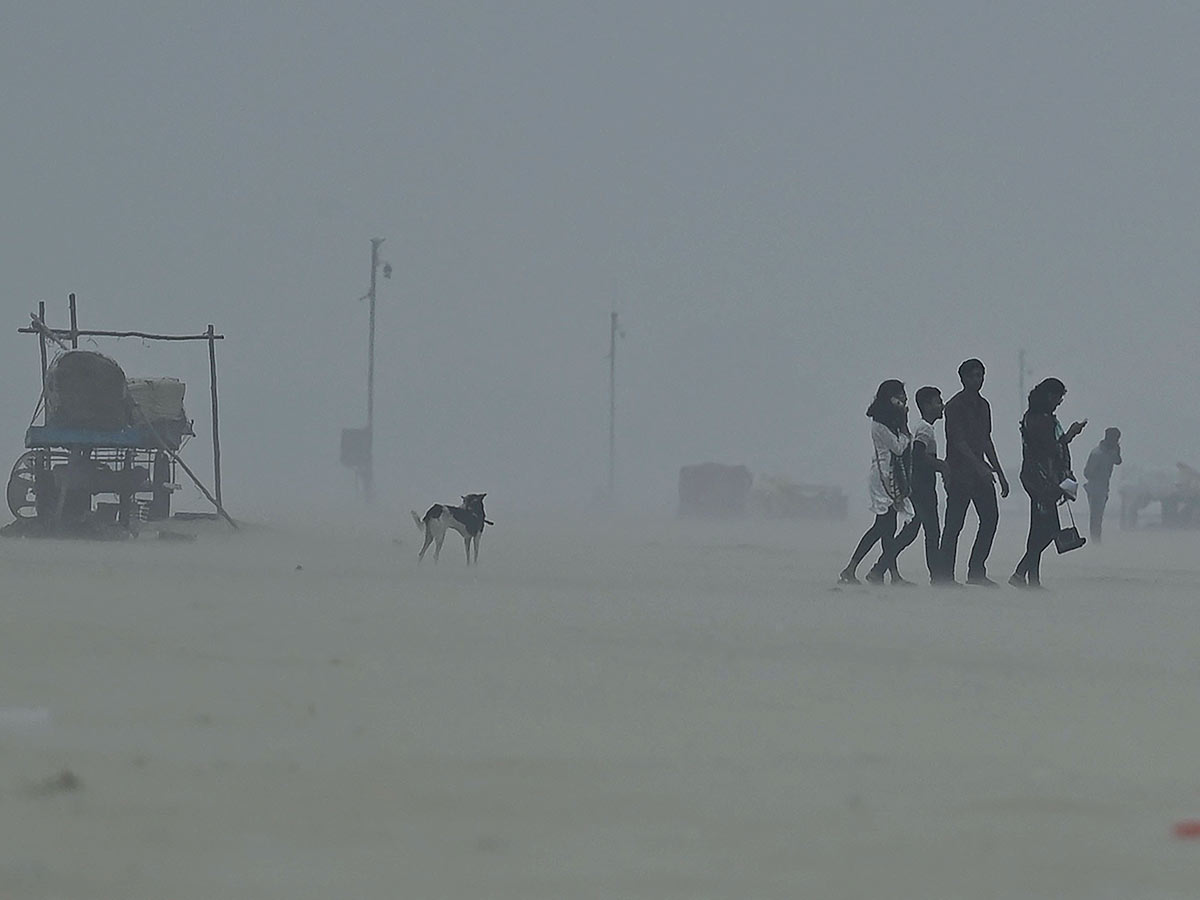 Cyclone Mandous Severe Effect At Coastal Area Photos - Sakshi25