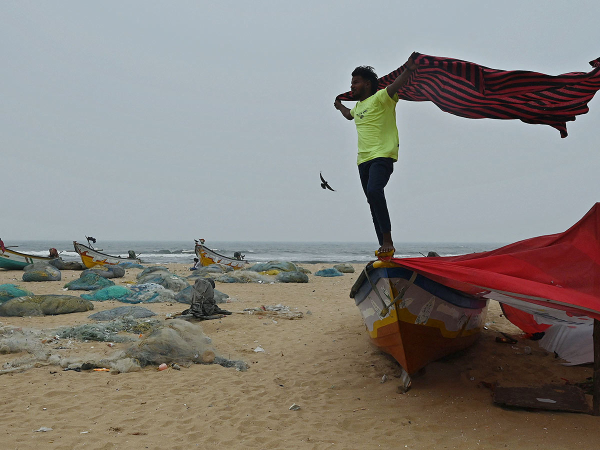 Cyclone Mandous Severe Effect At Coastal Area Photos - Sakshi26