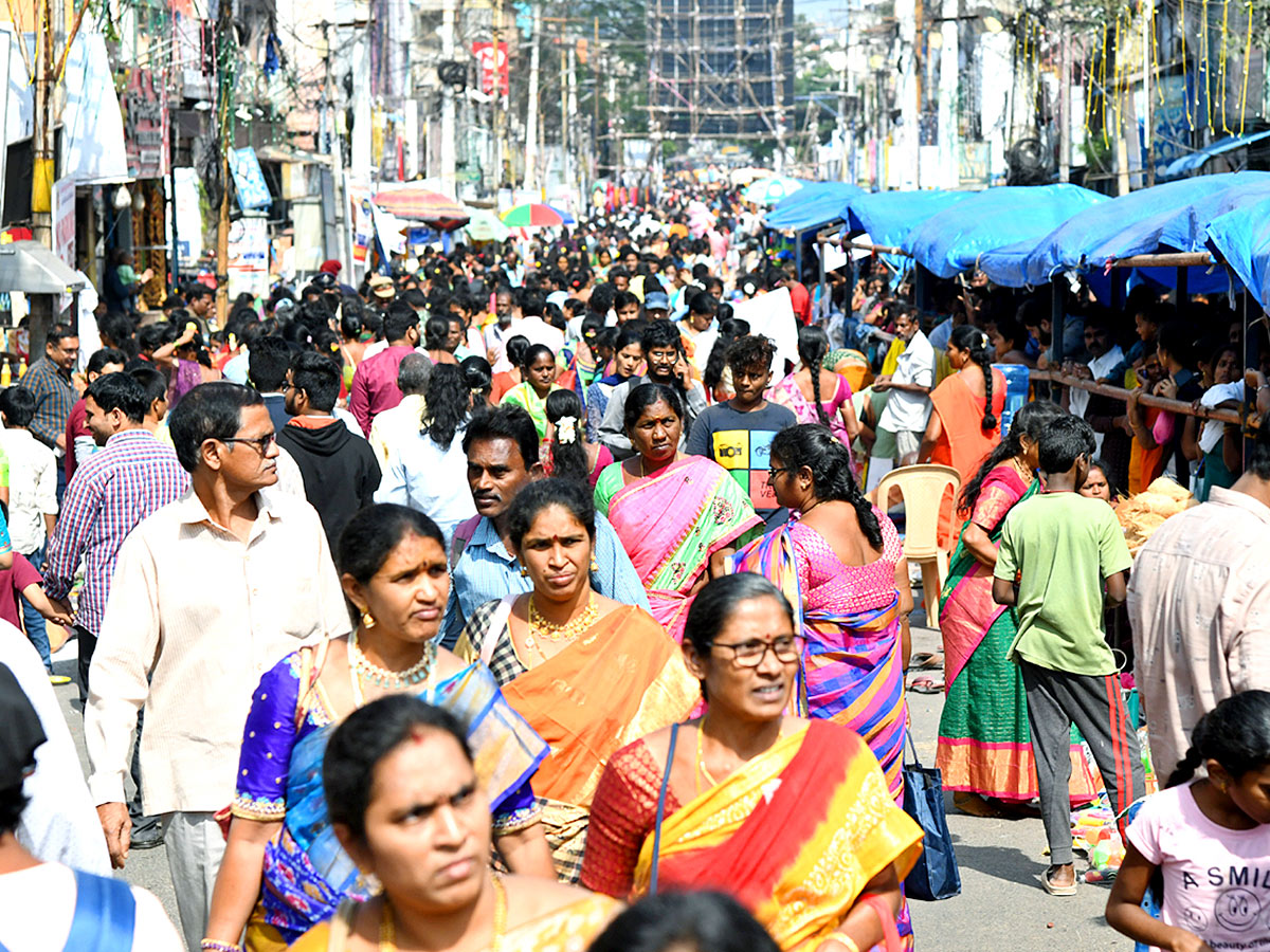 Sri Kanaka Mahalakshmi Temple Visakhapatnam - Sakshi1