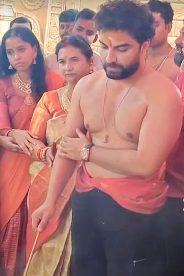 Hero Vishwak Sen At Ayyappa Padi Pooja Photos - Sakshi11