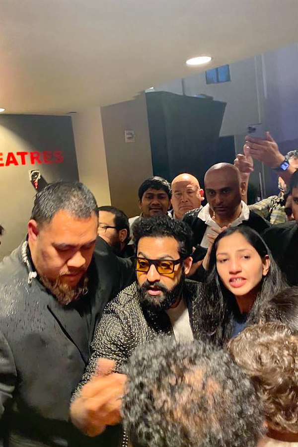 RRR Star Jr NTR Mobbed By Fans At Los Angeles Photos - Sakshi11