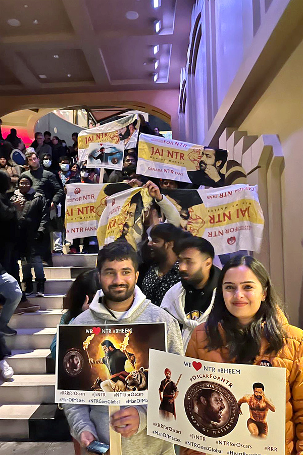 RRR Star Jr NTR Mobbed By Fans At Los Angeles Photos - Sakshi6