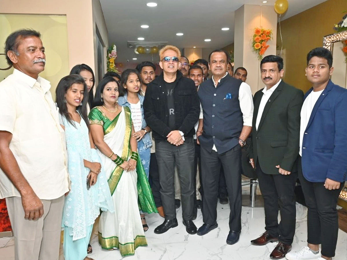 Hair stylist Jawed Habib launches Hair Studio in Hyderabad Photos - Sakshi3