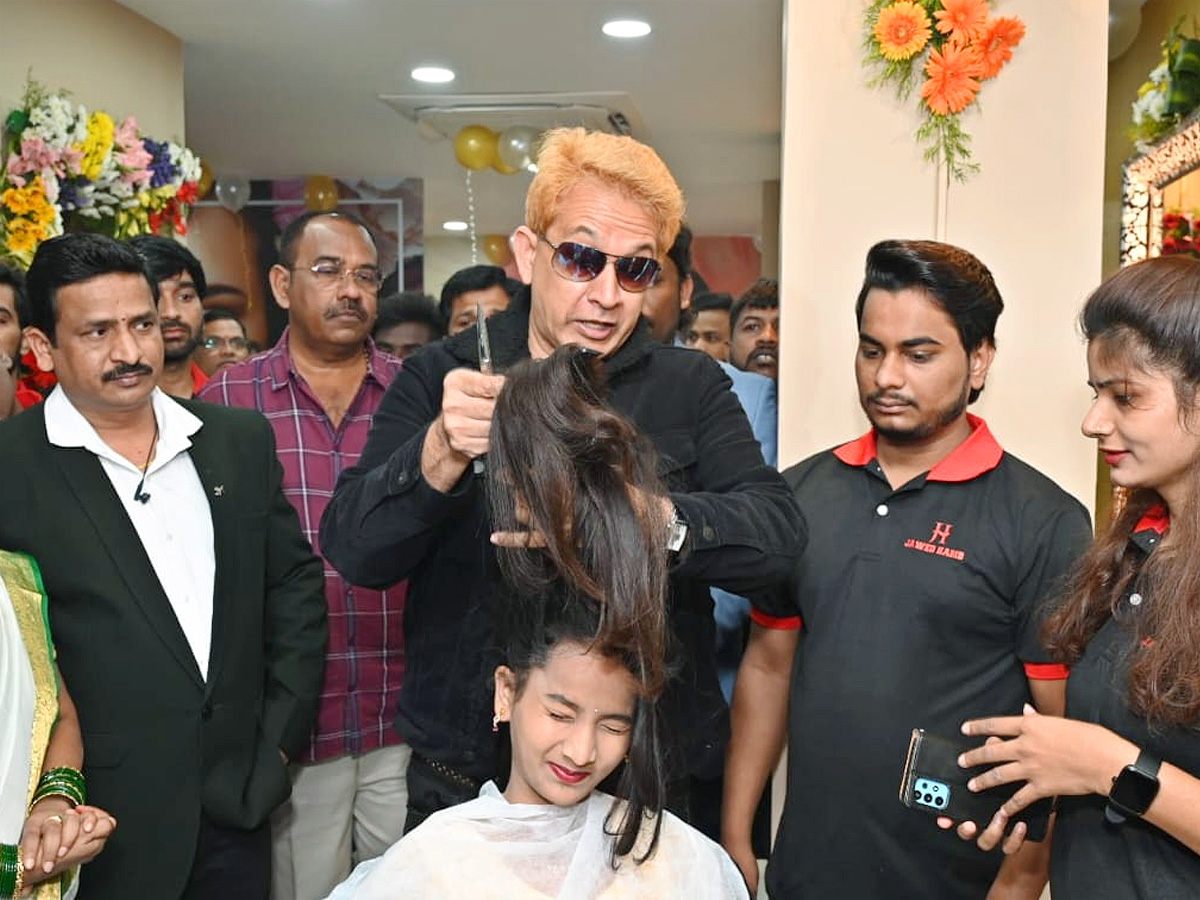 Hair stylist Jawed Habib launches Hair Studio in Hyderabad Photos - Sakshi7