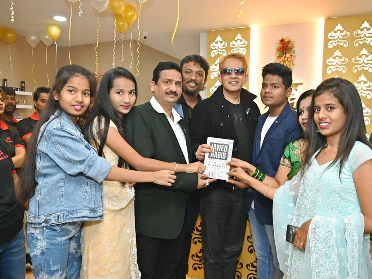 Hair stylist Jawed Habib launches Hair Studio in Hyderabad Photos - Sakshi9