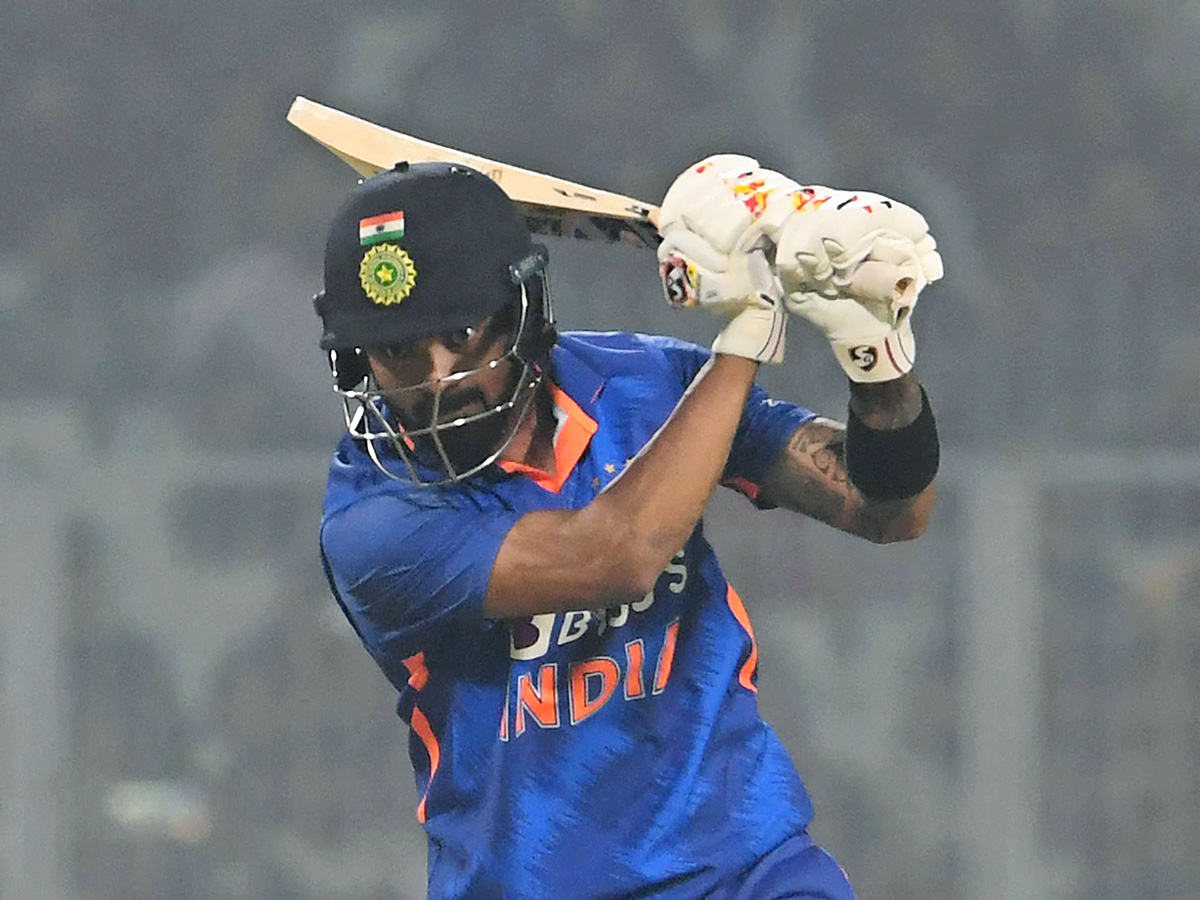 India beat Srilanka by four wickets Photos - Sakshi4