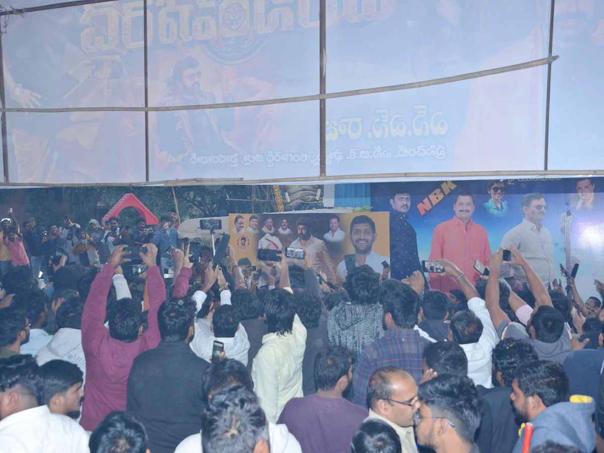 Balakrishna grand entry at Bramaramba Theatre Photos - Sakshi7