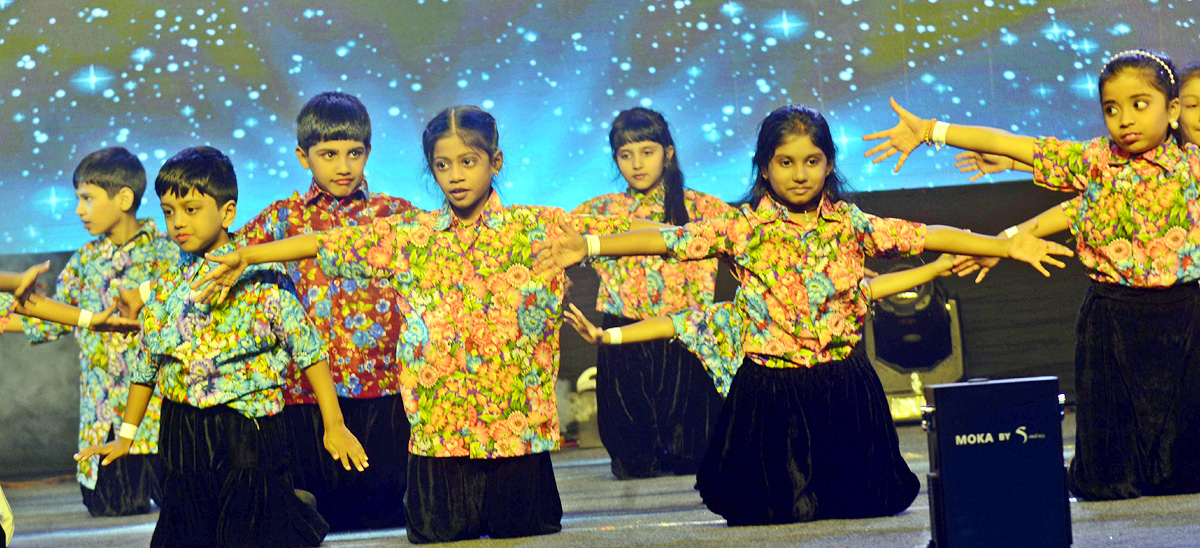 Mega Dance Showcase of DBC At Lalitha Kala Thoranam - Sakshi25