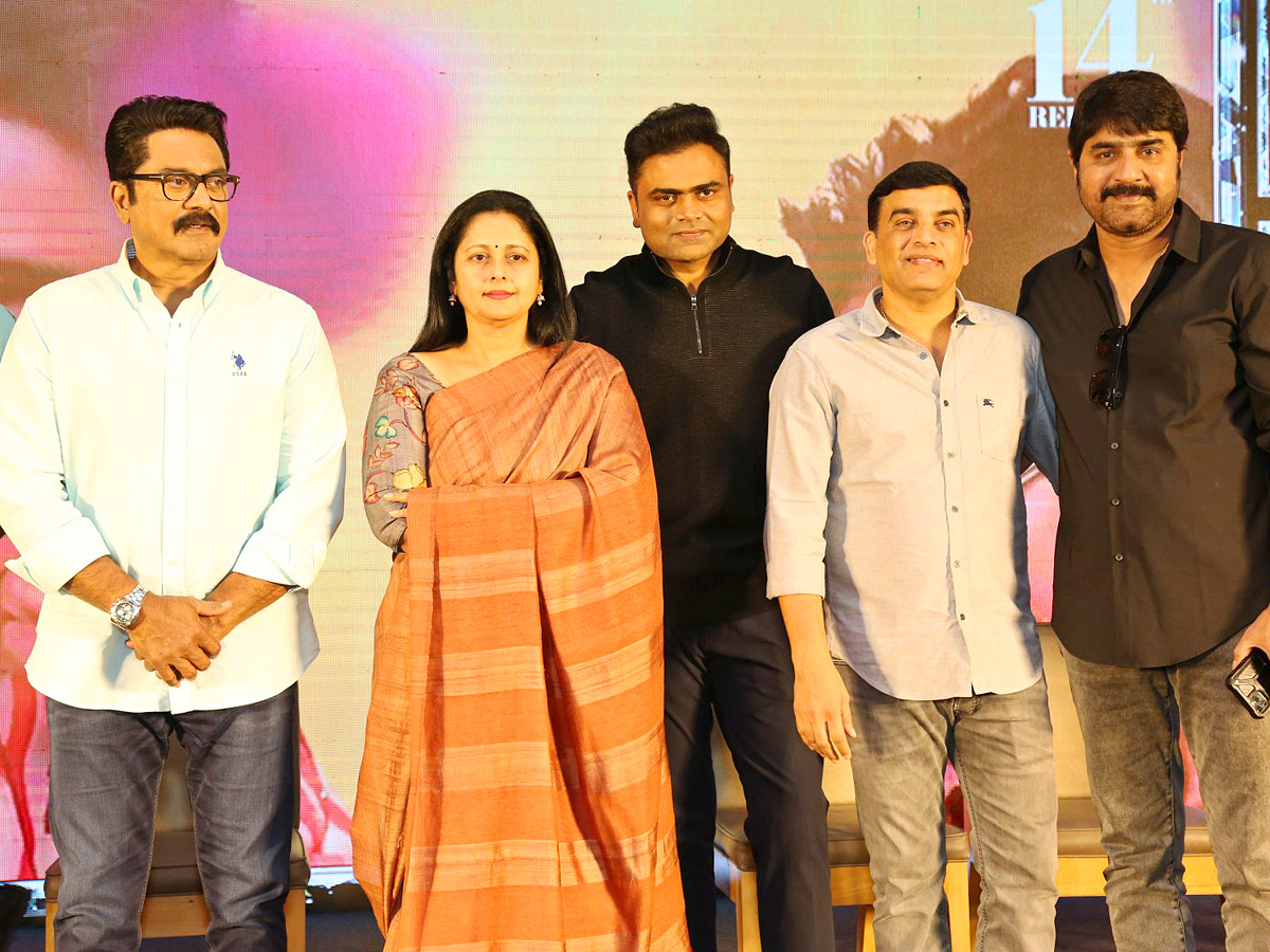 Varasudu Movie Press Meet Photos - Sakshi5